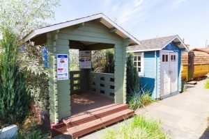 Gazebos Present